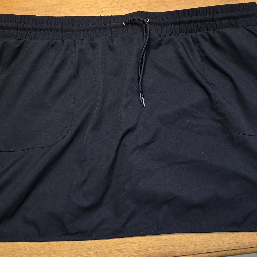 St. John's Bay Women's Black Athletic Skort